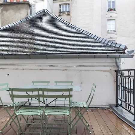 Francois De Sales Apartament
