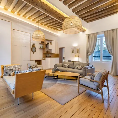 Francois De Sales Apartment *